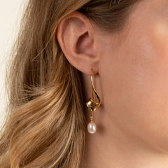 VITA PEARL GOLDEN EARRING