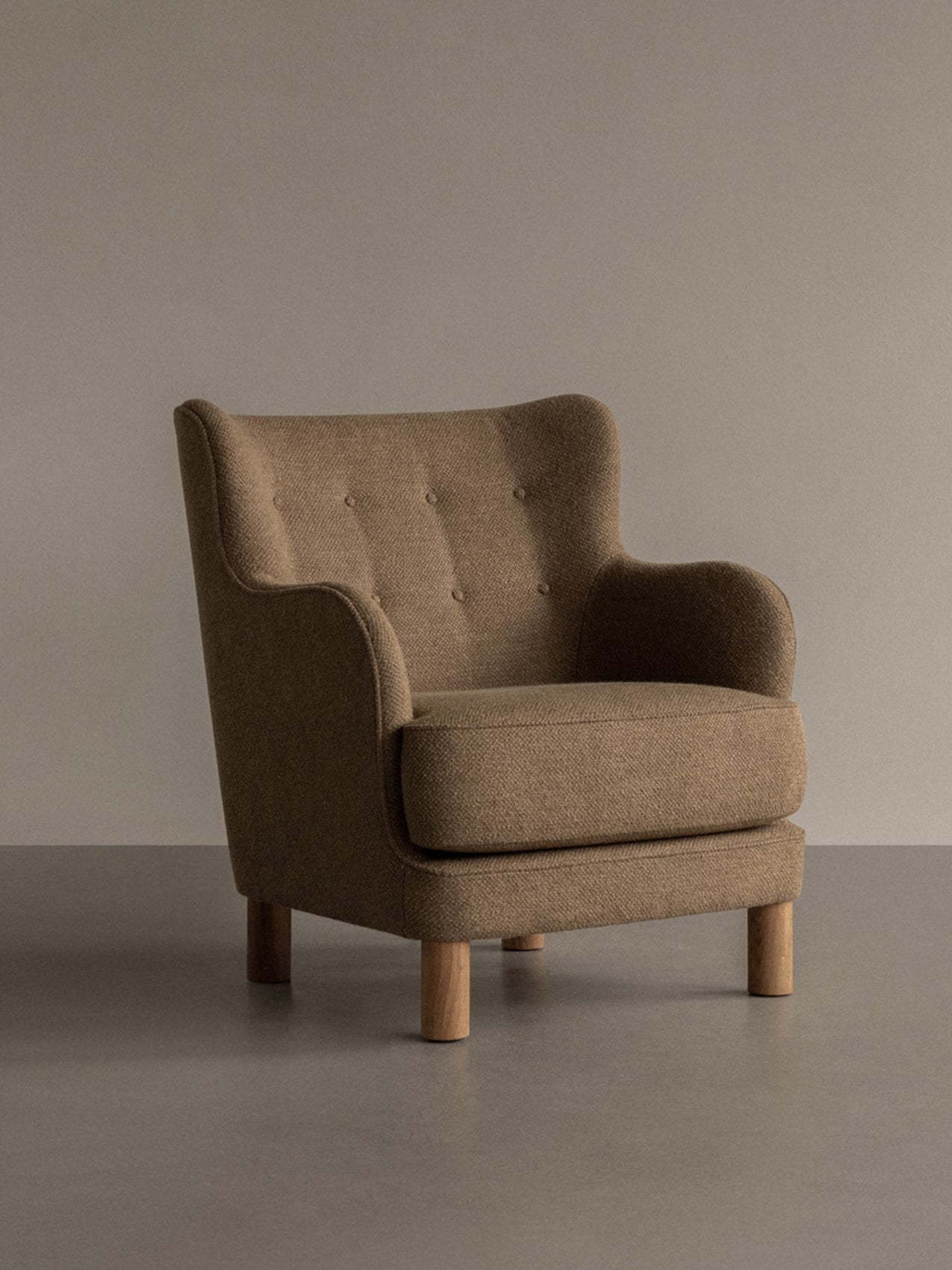 Constance Lounge Chair